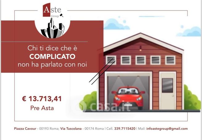 Garage/posto auto in residenziale in Via di Bravetta 583