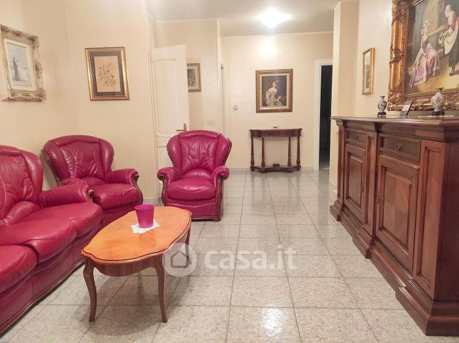 Appartamento in residenziale in Via Bertolli 96