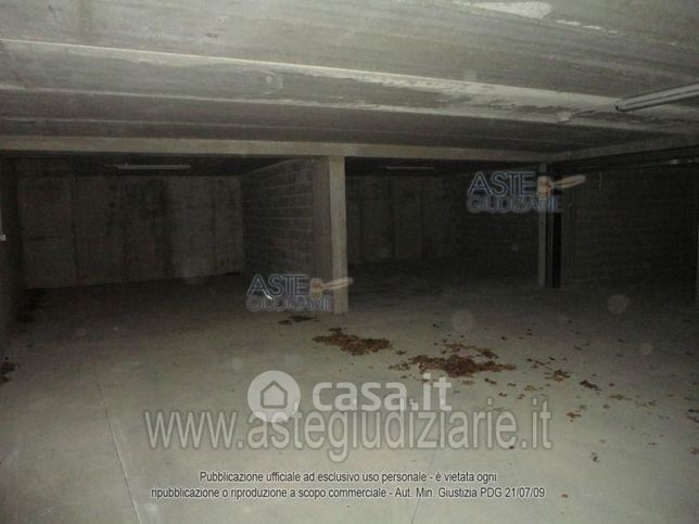 Garage/posto auto in residenziale in Via Albaretto