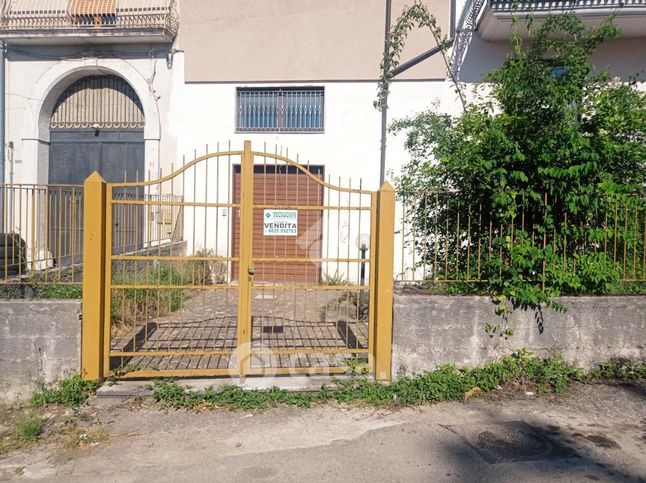 Garage/posto auto in residenziale in Via Ferrovia 34