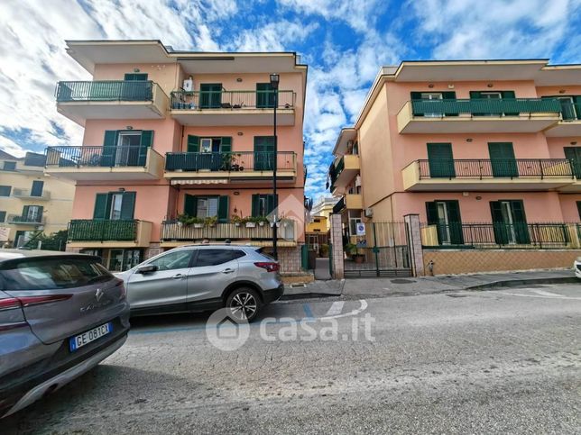 Appartamento in residenziale in Via Montenuovo Licola Patria