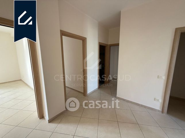 Appartamento in residenziale in Via Lago Patria