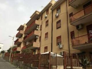 Appartamento in residenziale in Via Gelone 16