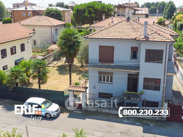Villa in residenziale in Via Augusto Righi 35