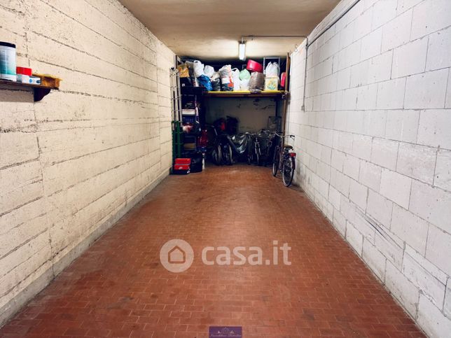 Garage/posto auto in residenziale in Via Maragliano