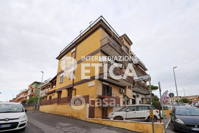 Appartamento in residenziale in Via di Torrenova 131