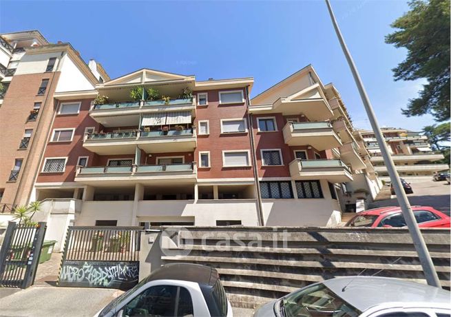 Appartamento in residenziale in Via di Vigna Murata 35