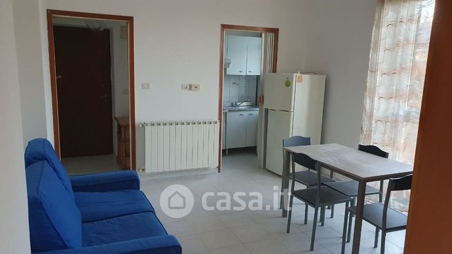 Appartamento in residenziale in Via Firenze 17