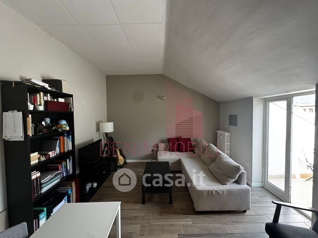 Appartamento in residenziale in Via Agostino Bassi 45
