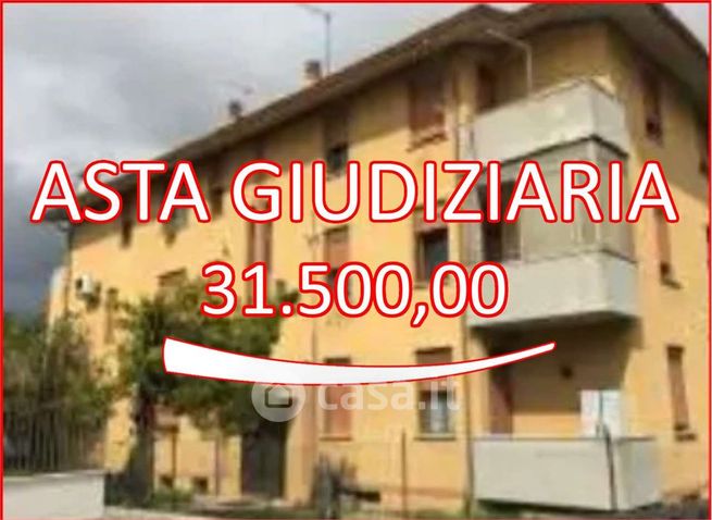 Appartamento in residenziale in Via Monte Pertica 46