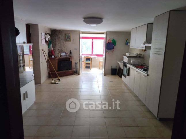 Appartamento in residenziale in Viale Giacinto Diano 113