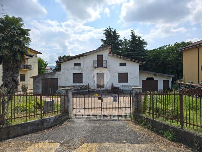 Casa indipendente in residenziale in Via L. Ariosto 6