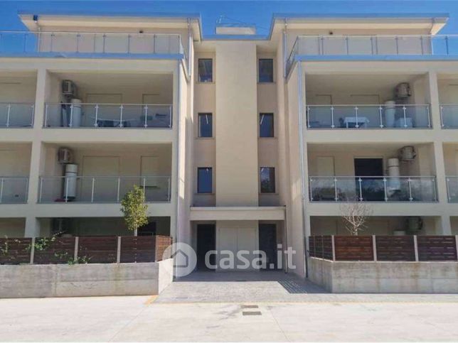 Appartamento in residenziale in Via Napoli