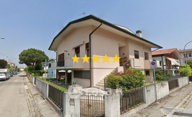 Appartamento in residenziale in Via Monte Grappa