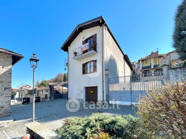 Casa bi/trifamiliare in residenziale in Vicolo Tettoia 7