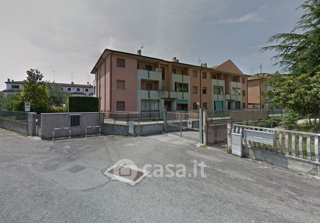 Appartamento in residenziale in Via Riccardo Lombardi 7