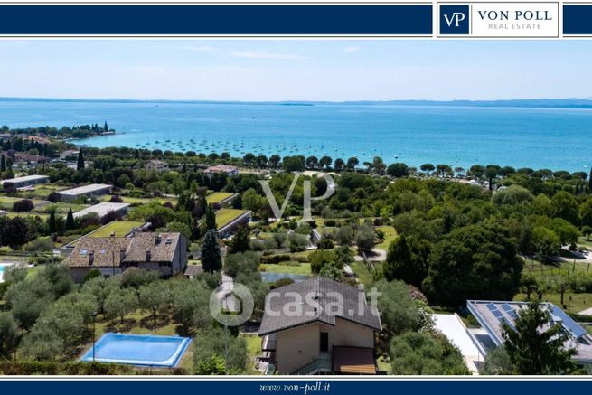 Casa indipendente in residenziale in Pozzo 15