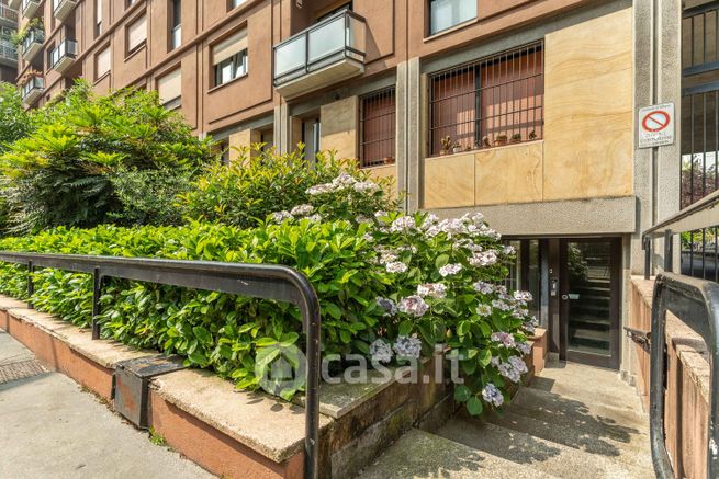 Appartamento in residenziale in Via MoisÃ¨ Loria 23