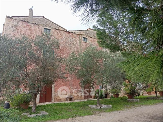 Rustico/casale in residenziale in Strada Provinciale 82