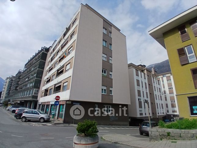Box/posto auto in residenziale in Via Pedescallo