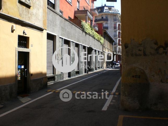 Ufficio in commerciale in Via Roma 13