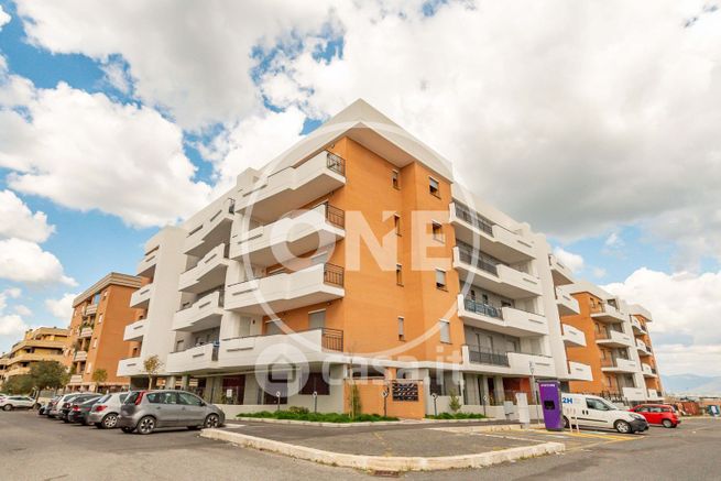 Appartamento in residenziale in Via Guido Fiorini 5