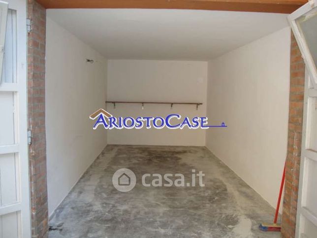 Box/posto auto in residenziale in 
