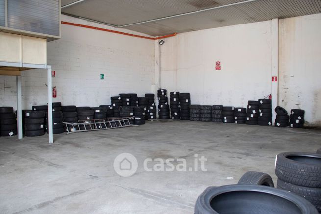 Capannone in commerciale in Cascina Olearia 4