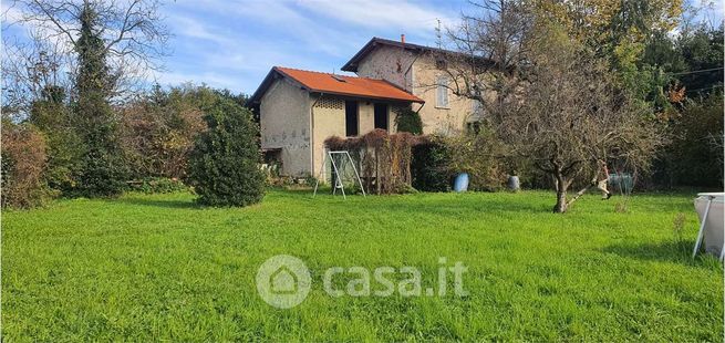 Appartamento in residenziale in Via Carnaga 42