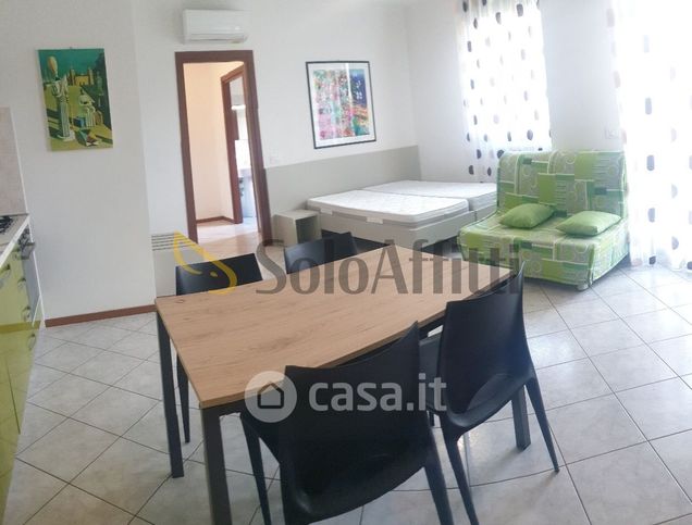 Appartamento in residenziale in Via Puglie 5