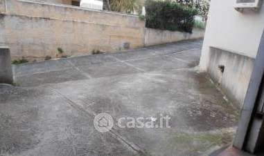 Box/posto auto in residenziale in Via Arenazza 114