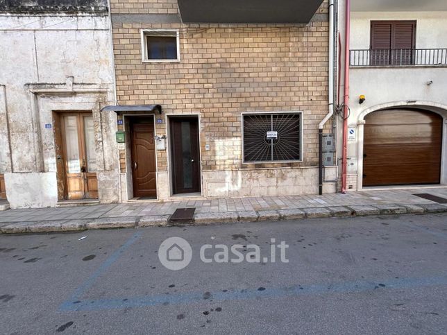 Casa indipendente in residenziale in Via Trieste 6 -30