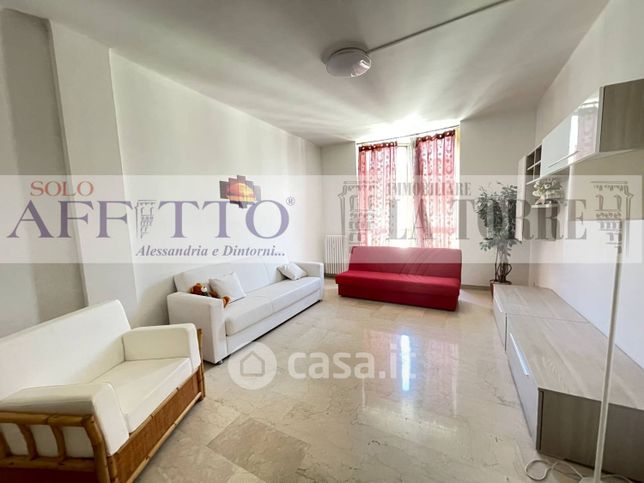 Appartamento in residenziale in Via Camillo Cavour