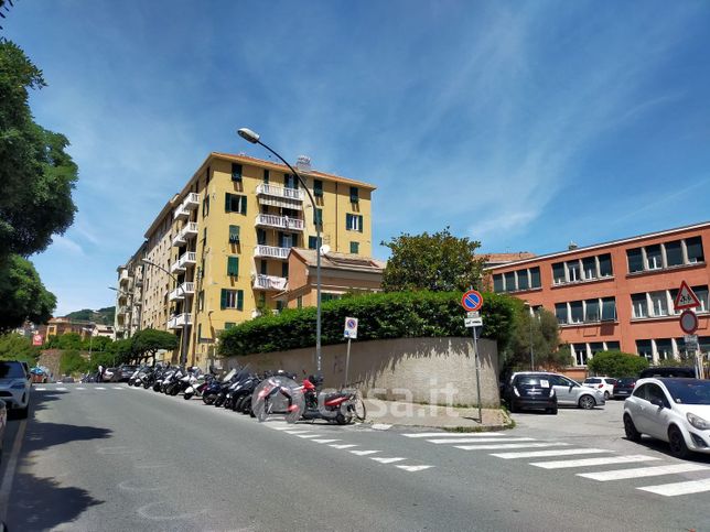 Box/posto auto in residenziale in Via Carissimo e Crotti