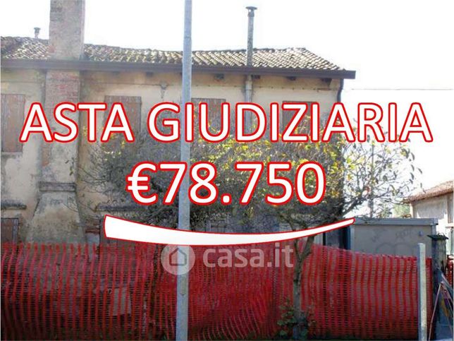 Rustico/casale in residenziale in Via Ronchi Sinistra 18