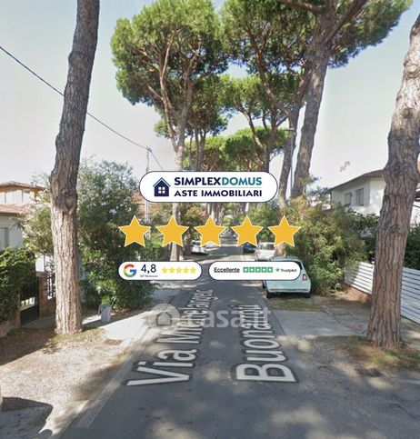 Appartamento in residenziale in Via Michelangelo Buonarroti