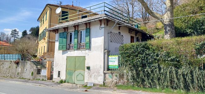 Casa indipendente in residenziale in Via XXV Aprile 31