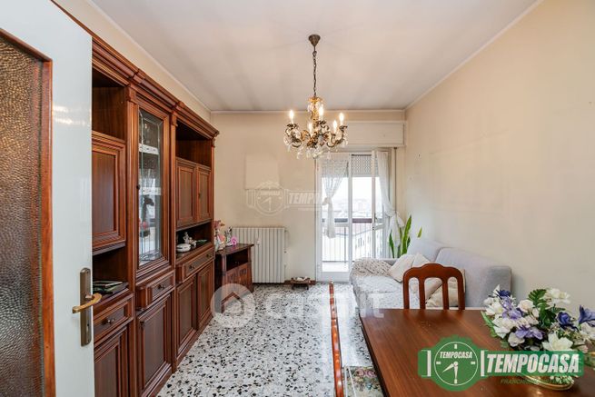 Appartamento in residenziale in Via Vincenzo Monti 11