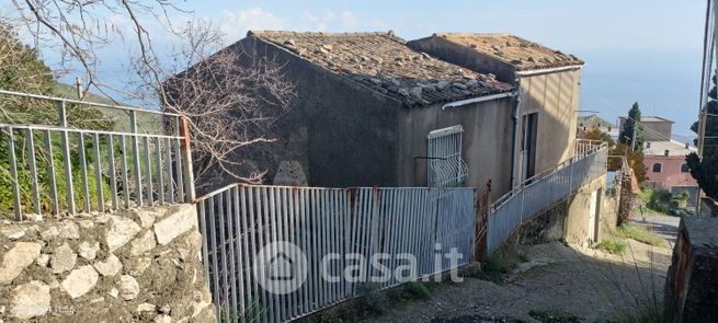 Rustico/casale in residenziale in Via Annunziata