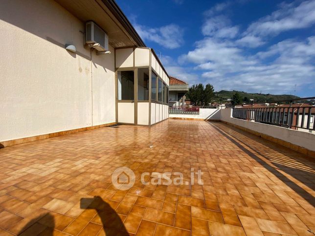 Appartamento in residenziale in Via Barbagallo 1