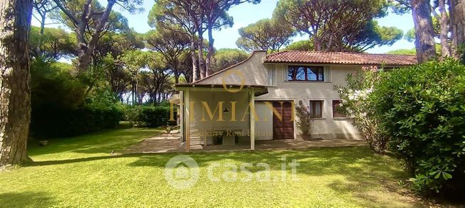 Villa in residenziale in