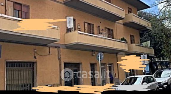 Ufficio in commerciale in Via XX Settembre 25