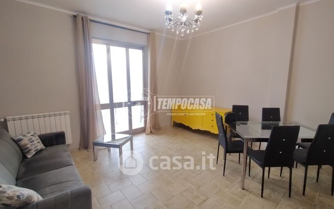 Appartamento in residenziale in Via Monte Pasubio