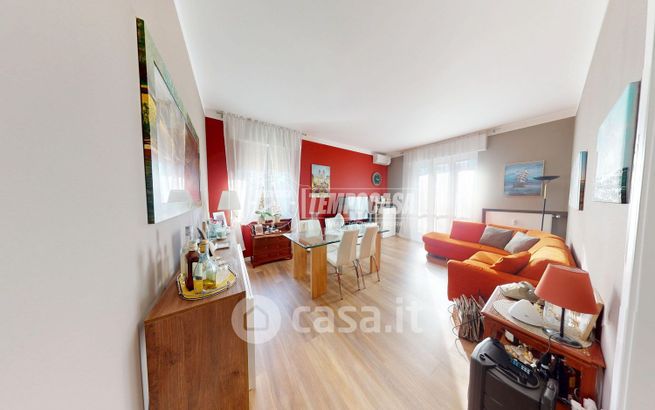 Appartamento in residenziale in Via Giacomo Puccini 4