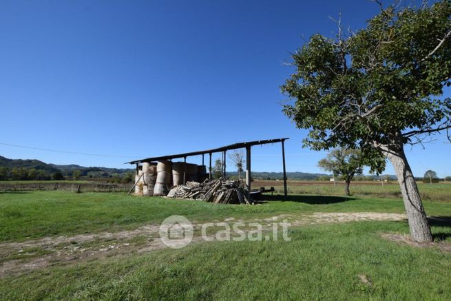 Terreno agricolo in commerciale in 