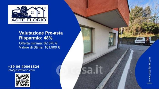 Ufficio in commerciale in Via Sant'Anna