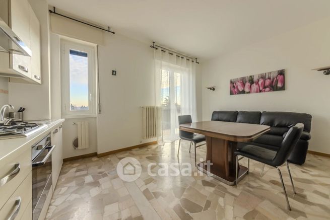 Appartamento in residenziale in Via Monte Amiata 12