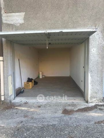 Box/posto auto in residenziale in 