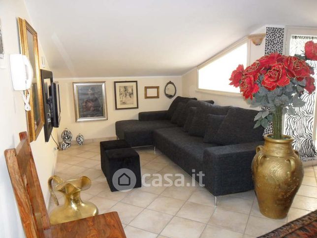 Appartamento in residenziale in Via Monaco I 10