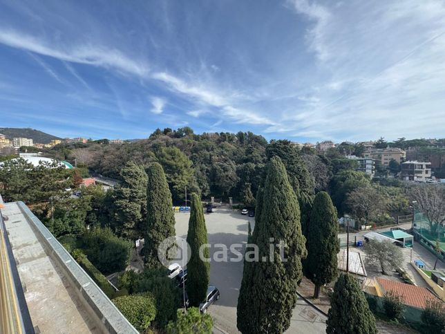 Attico/mansarda in residenziale in Viale Francesco Gambaro